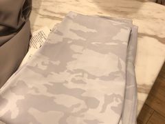 -lululemon(上海浦东IFC店)