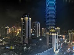 -华强广场酒店-椰香高空自助餐厅