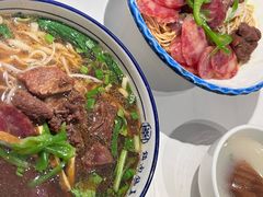 -镇南锅盖面馆(解放路店)