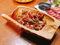 -老滇山寨•云南特色菜•地方菜•民族风情歌舞表演(金碧店)