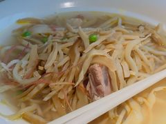 -吴越荣记苏州菜·松鼠桂鱼100%活鱼现做(斜塘老街店)