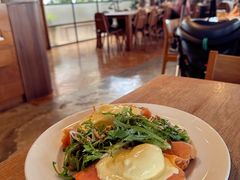 -ROAST coffee & eatery