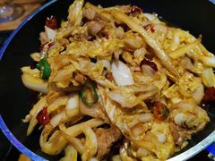 -鼎道味尊总汇演绎烧烤·中草药烧烤