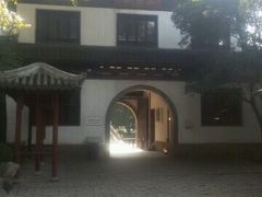 -汇龙潭