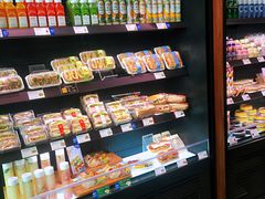 面包甜点陈列柜-巴黎贝甜(五道口店)