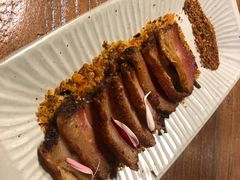 烤脆皮（土）猪肉-中8楼风尚云南菜(颐堤港店)