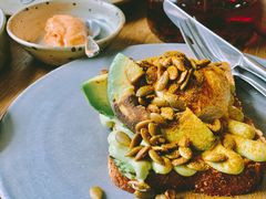 牛油果吐司-BOR Eatery(安福路店)