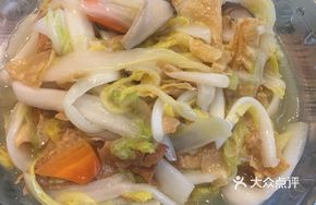 Fried Tofu Skin Braised with Chinese Cabbage