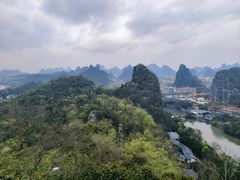 -叠彩山景区