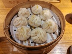 -馋三尺蟹粉小笼(人民广场店)