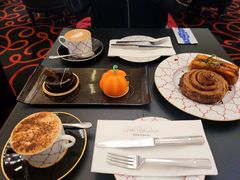 -Salon de The de Joel Robuchon(外滩18号店)