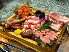 -香猪坊韩国烤肉专属门店(魏公村店)