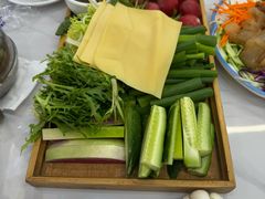 -一口猪海鲜浑锅·东北家常菜