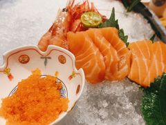 三文鱼刺身-京旬海鲜放题·铁板烧自助餐厅