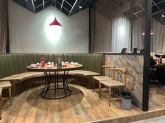 -叶派龙虾•招牌香辣蟹·海鲜(中海国际店)