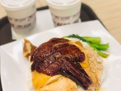 三拼烧味饭-太兴烧味餐厅(香港机场店)