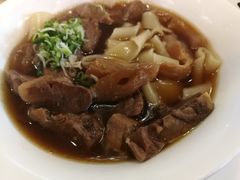 -天下三绝 牛肉面/红酒