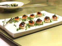 鱼子酱烤鸭-悦融琥珀·京鲁菜·海味珍品(西单店)