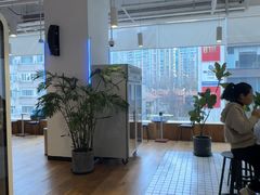 -WeWork中国(南京西路社区店)