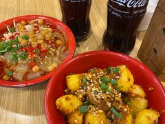 -拐枣巷小串串(财大店)