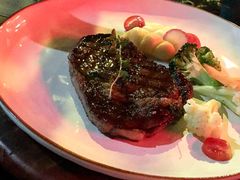 -SISTERS BAR RESTAURANT川意酒馆(嘉善老市H楼店)