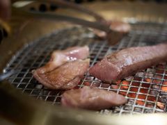 -铭牛烧肉·和牛海鲜自助(高新月牙湖店)