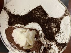 澳洲牛乳牛嘿嘿蛋糕-皇家美孚(保定路店)