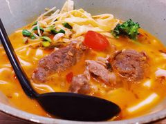 手切酸菜牛腱子面-陳八两面家(滨江天街店)