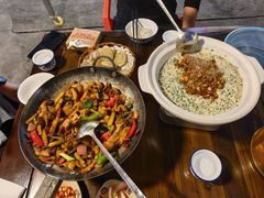 -富正毅三下锅·湘西韵味(天门山索道店)