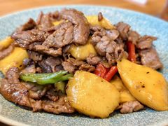 芒果炒牛肉-山茶云南菜(永安里店)