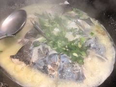 招牌柴火灶台鱼头-好灶头妈妈菜·柴火灶台鱼·千岛湖土菜地标美食