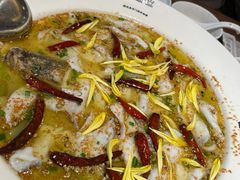 -渔语鱼新川菜Bistro(万象天地店)