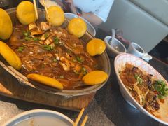 -五谷丰登农家院·地道胶东菜·海鲜烧烤(威海店)