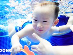 -龙格亲子游泳俱乐部(泊富中心)