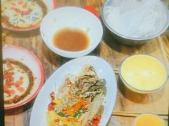 -老三样·美食研究中心(世贸路店)