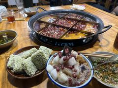-正南齊北重庆老火锅(光华村直营店)