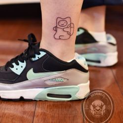 -越域刺青