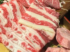 -铭牛烧肉·和牛海鲜自助(高新月牙湖店)