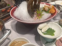 -红鼎豆捞·专注品质海鲜20年(宝丰路店)