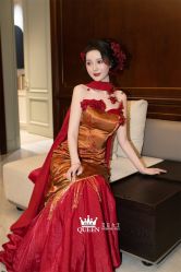 点击看大图 -艾拉·女王婚纱礼服馆