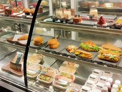 面包甜点陈列柜-星巴克(北新泾店)