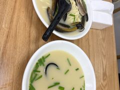 -三百碗宝应长鱼面(板仓街店)