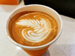 OATLY燕麦拿铁-NOWWA挪瓦咖啡(SOHO中山广场店)