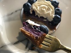 -UNI UNI(环亚凯瑟琳店)