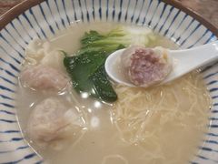 虾仁鲜肉云吞-廣九广味食堂-猪肚鸡火锅(曼哈顿店)
