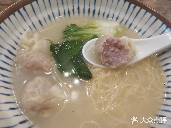 廣九广味食堂-猪肚鸡火锅(曼哈顿店)虾仁鲜肉云吞图片