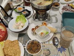 -金马门国际美食百汇(珞喻路店)