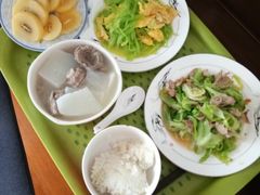 -爱的果实月嫂育婴师(世纪东方店)