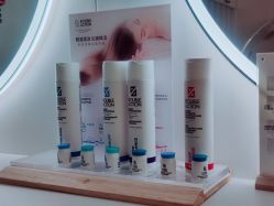 -Meng Lang 梦郎白金店
