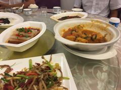 -马尔龙新疆饭店·清真(瑞景店)